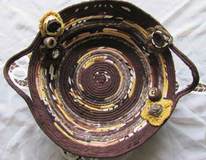 large image of art item: basket &ndash; roses brown yellow