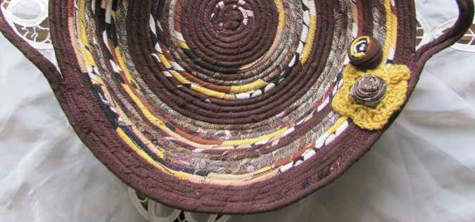 large image of art item: basket &ndash; roses brown yellow