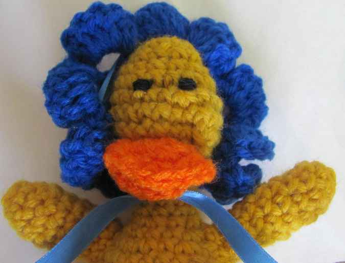 large image of art item: doll &ndash; baby chick crochet