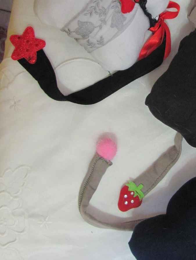 large image of art item: doll &ndash; cat and dog quilt