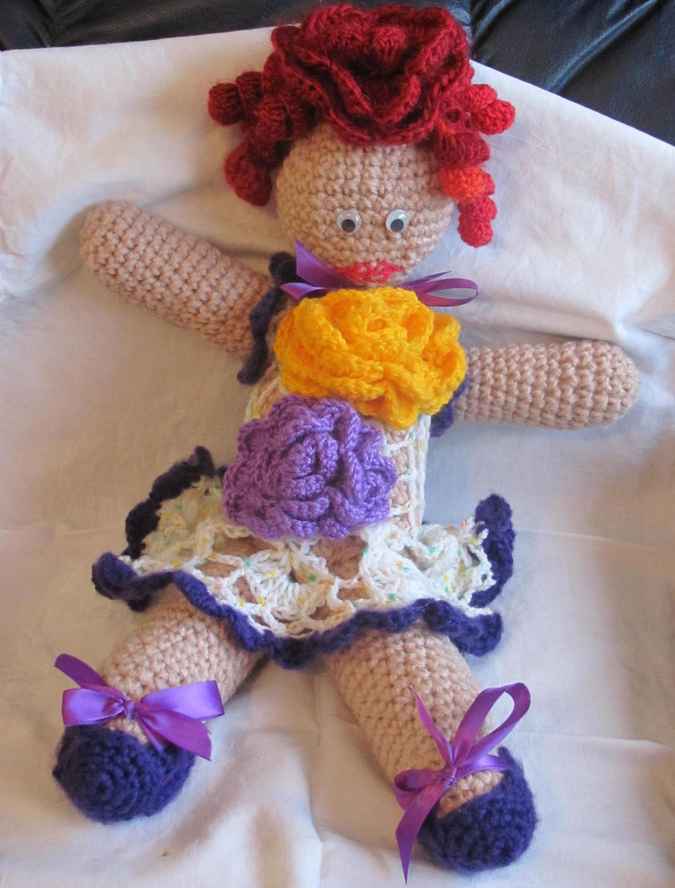 large image of art item: doll &ndash; dress with flowers crochet