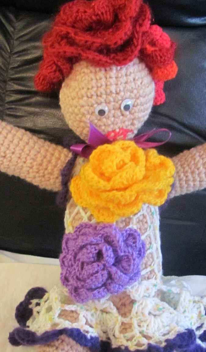 large image of art item: doll &ndash; dress with flowers crochet