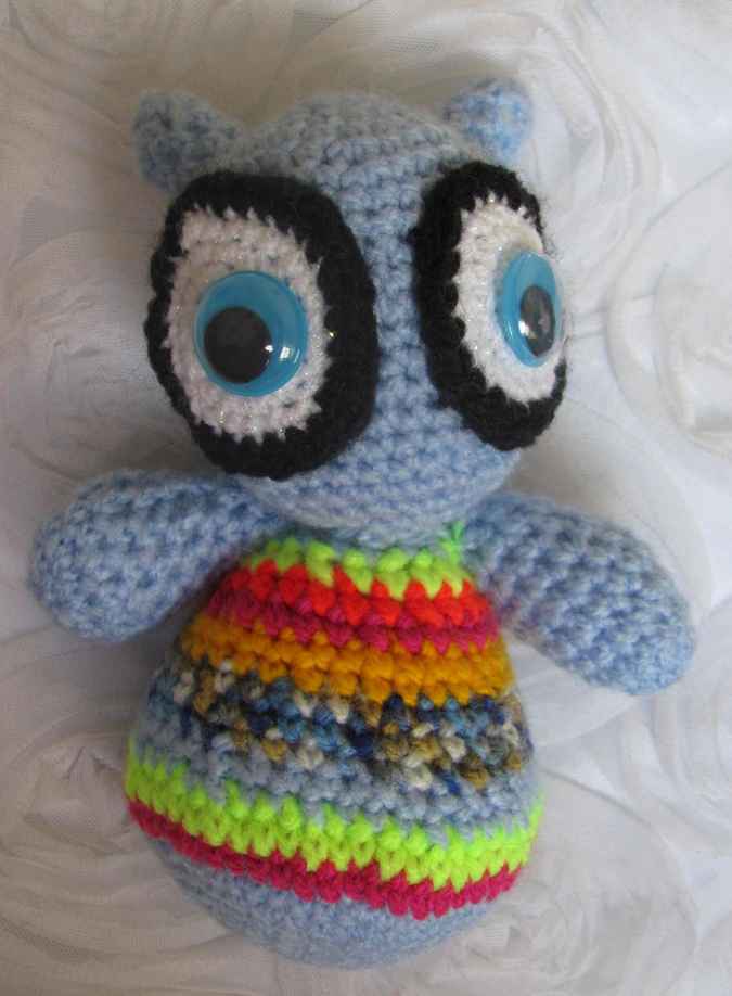 large image of art item: doll &ndash; owl cyan crochet