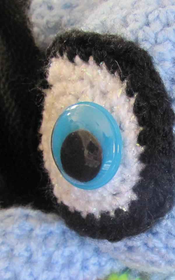 large image of art item: doll &ndash; owl cyan crochet