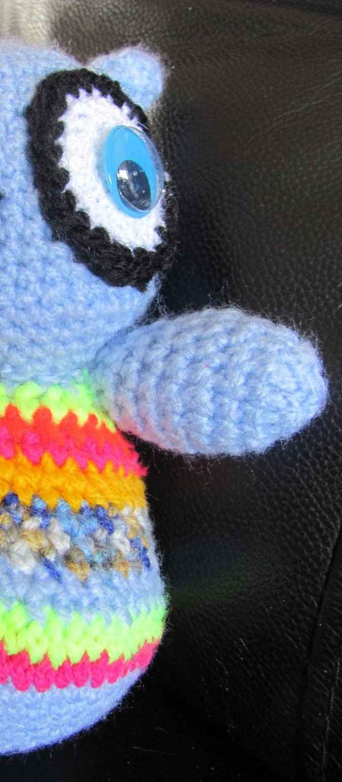 large image of art item: doll &ndash; owl cyan crochet