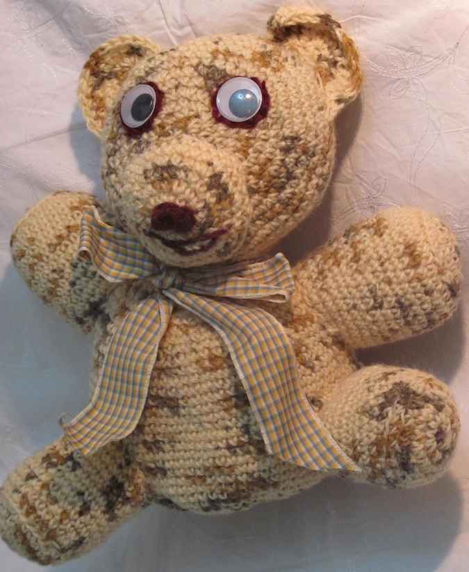 large image of art item: doll &ndash; teddy bear cream