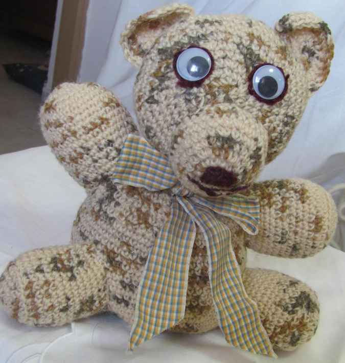 large image of art item: doll &ndash; teddy bear cream