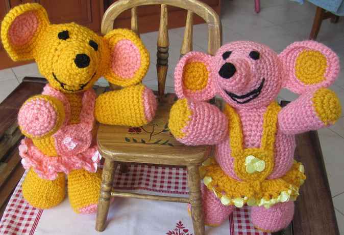large image of art item: doll &ndash; teddy bears pink yellow