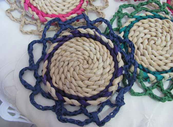 large image of art item: decor &ndash; coaster