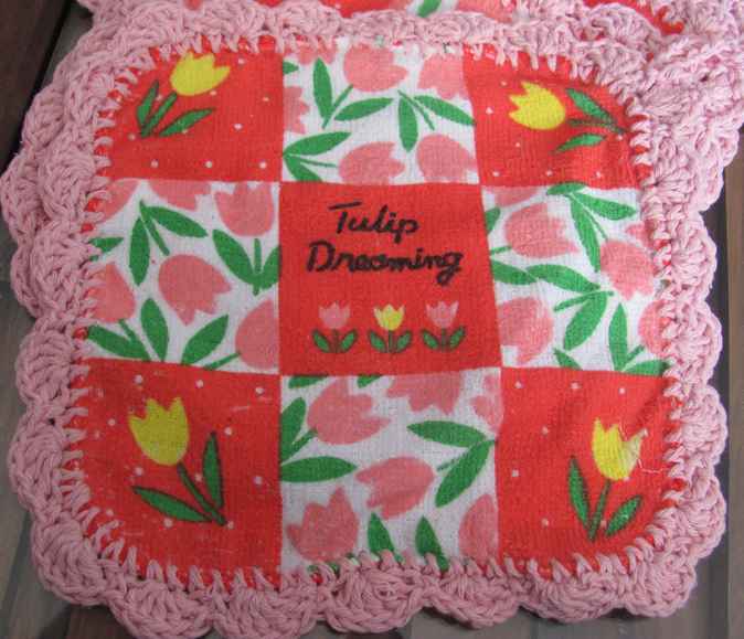 large image of art item: decor &ndash; coasters red pink flowers