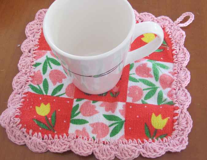 large image of art item: decor &ndash; coasters red pink flowers