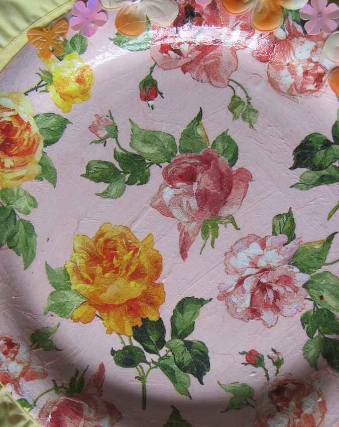 large image of art item: decor &ndash; plate yellow and pink flowers