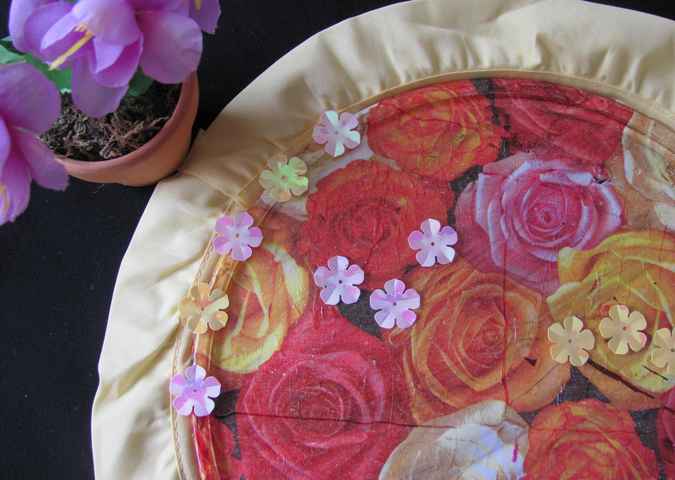 large image of art item: decor &ndash; plate roses packed