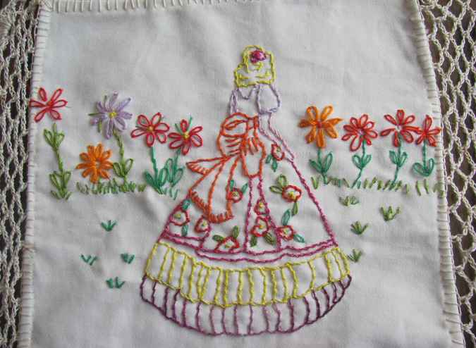 large image of art item: decor &ndash; needlework woman