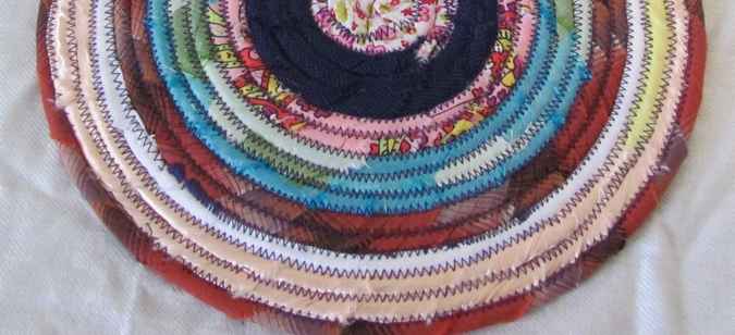 large image of art item: decor &ndash; potholder flower orange red white blue