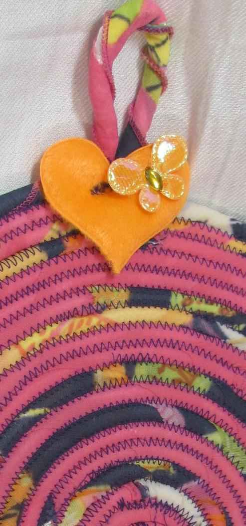 large image of art item: decor &ndash; potholder pink