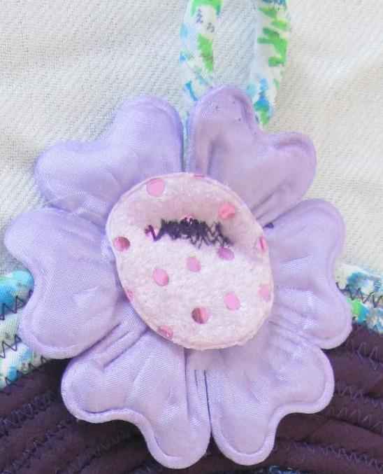 large image of art item: decor &ndash; potholder purple with violet flower