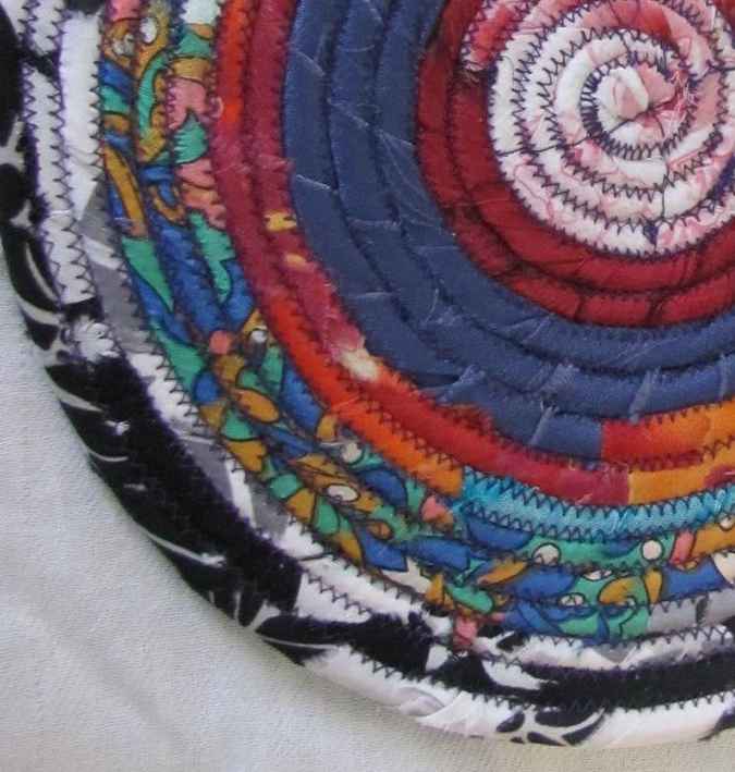 large image of art item: decor &ndash; potholder rose pink blue red orange checkered