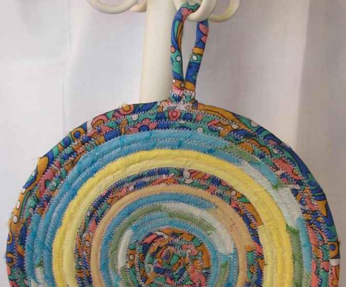large image of art item: decor &ndash; potholder star yellow cyan orange