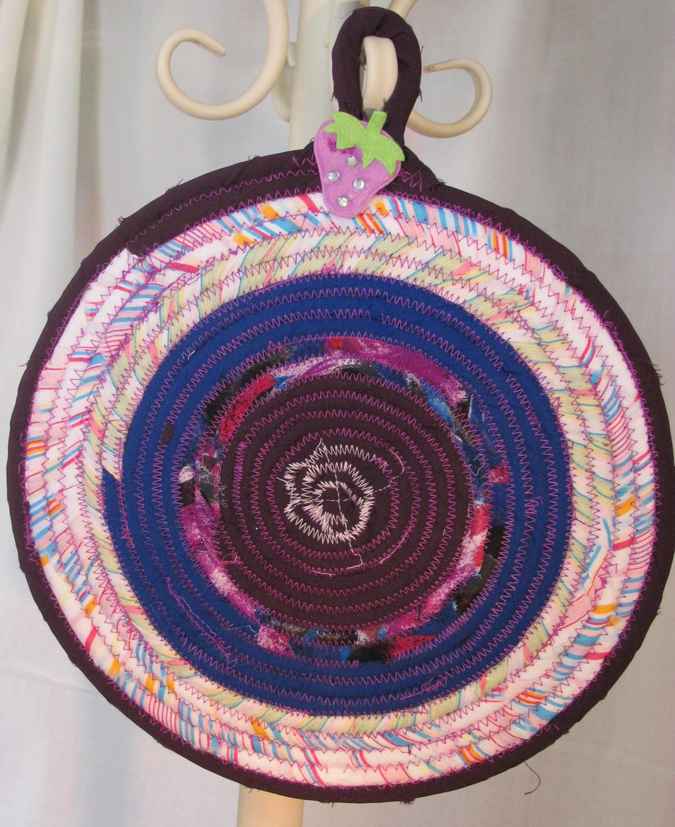 large image of art item: decor &ndash; potholder strawberry purple pink