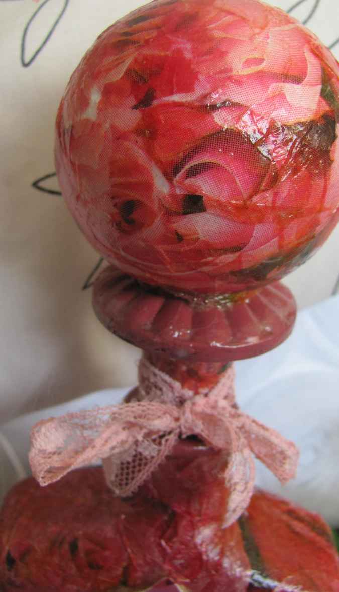 large image of art item: decor &ndash; flask hamsa red