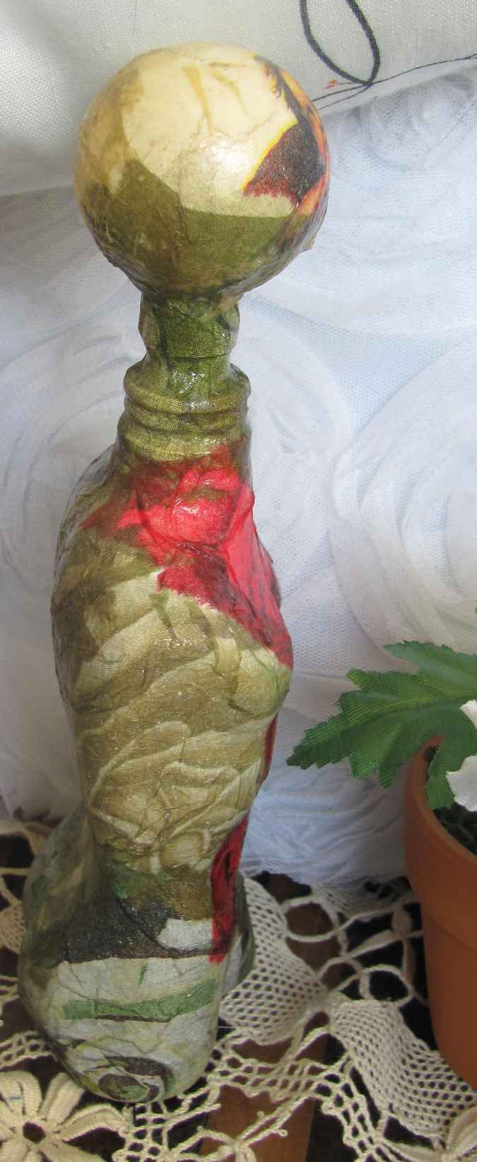 large image of art item: decor &ndash; flask red green sphere