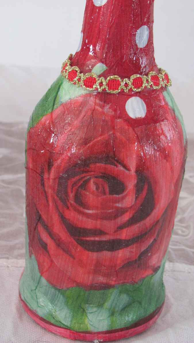 large image of art item: decor &ndash; flask red rose regular
