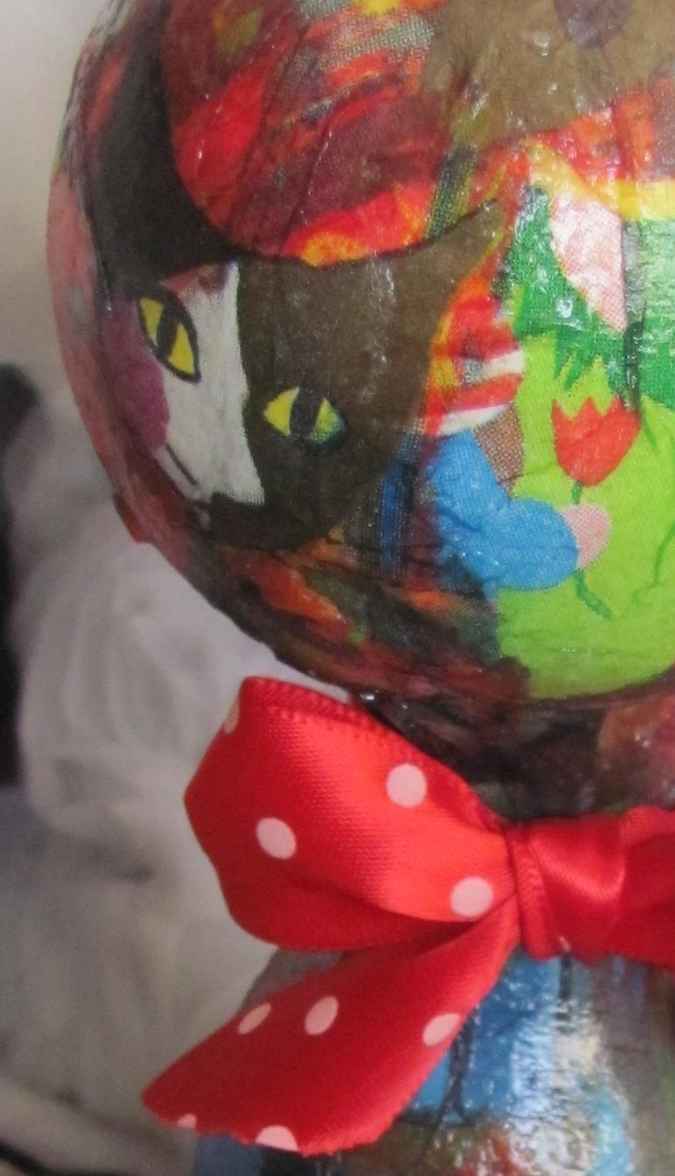 large image of art item: decor &ndash; flask red necktie