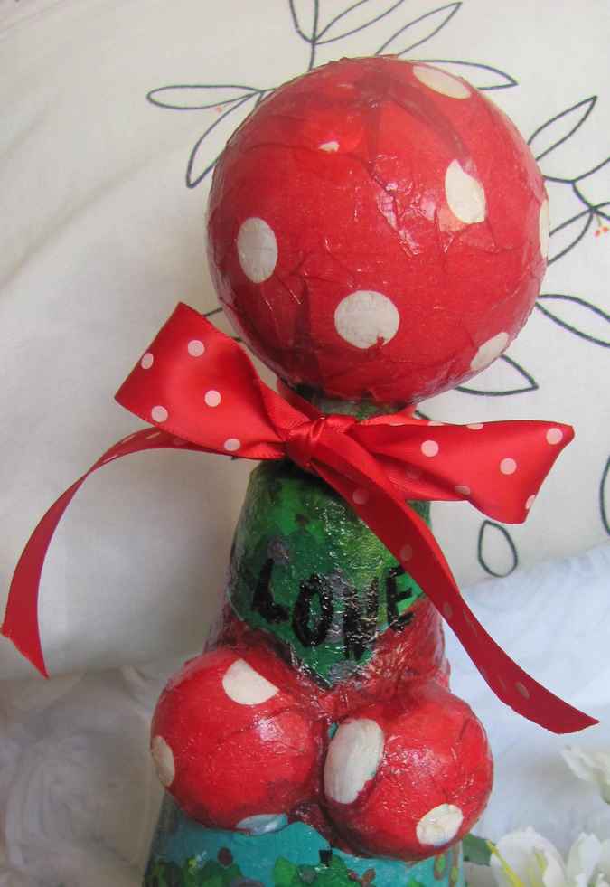 large image of art item: decor &ndash; flask green red white sphere mushroom