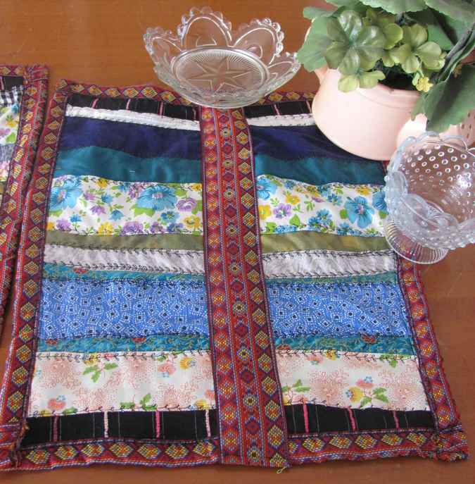 large image of art item: decor &ndash; quilt map