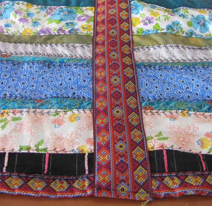 large image of art item: decor &ndash; quilt map