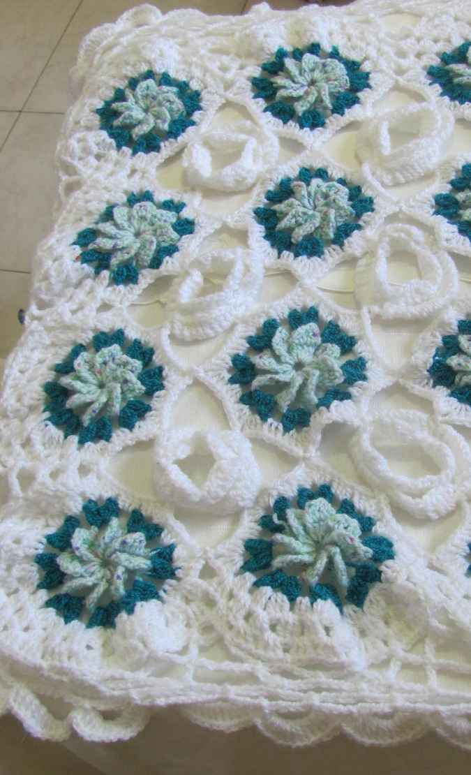 large image of art item: decor &ndash; crocheted baby blanket 