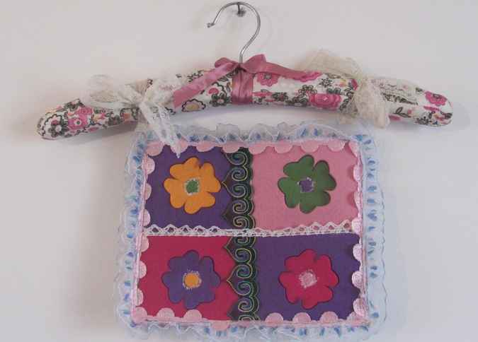 large image of art item: decor &ndash; hanger flowers colorful