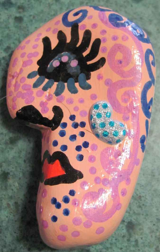 large image of art item: decor &ndash; stone profile