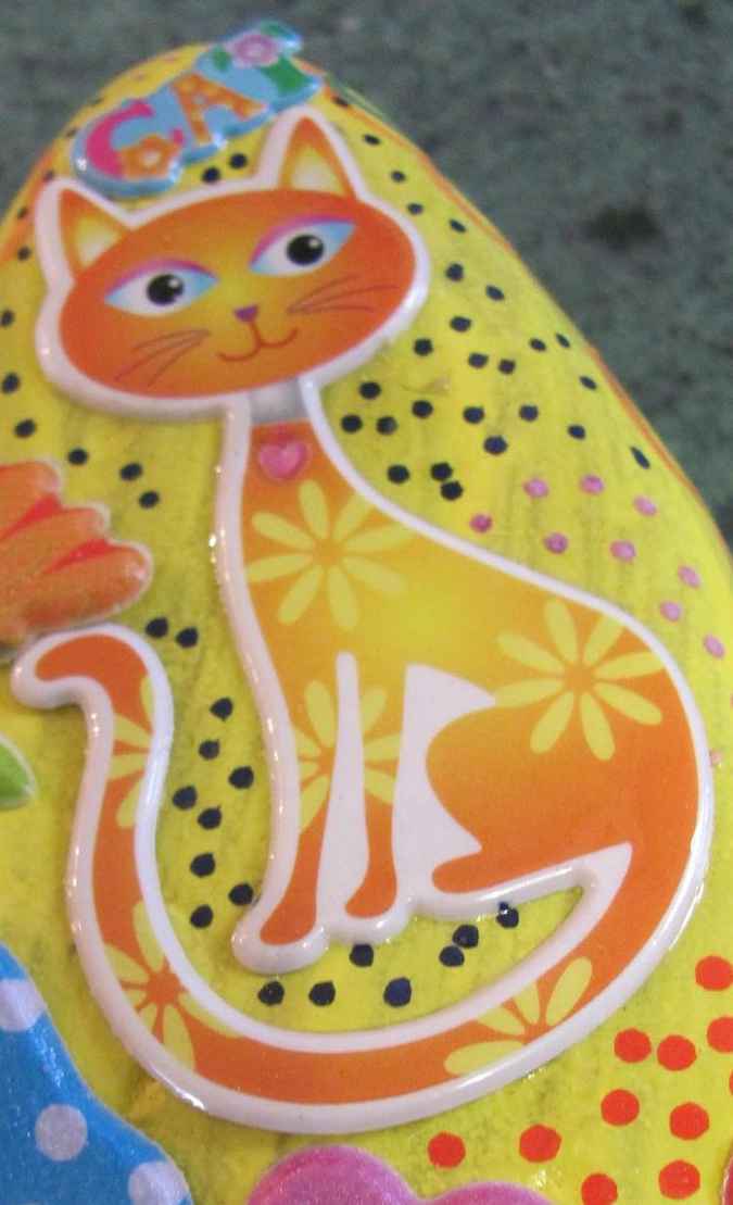 large image of art item: decor &ndash; stone yellow cat
