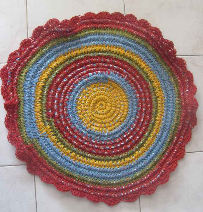 large image of art item: decor &ndash; rug darkred bluegreen yellow